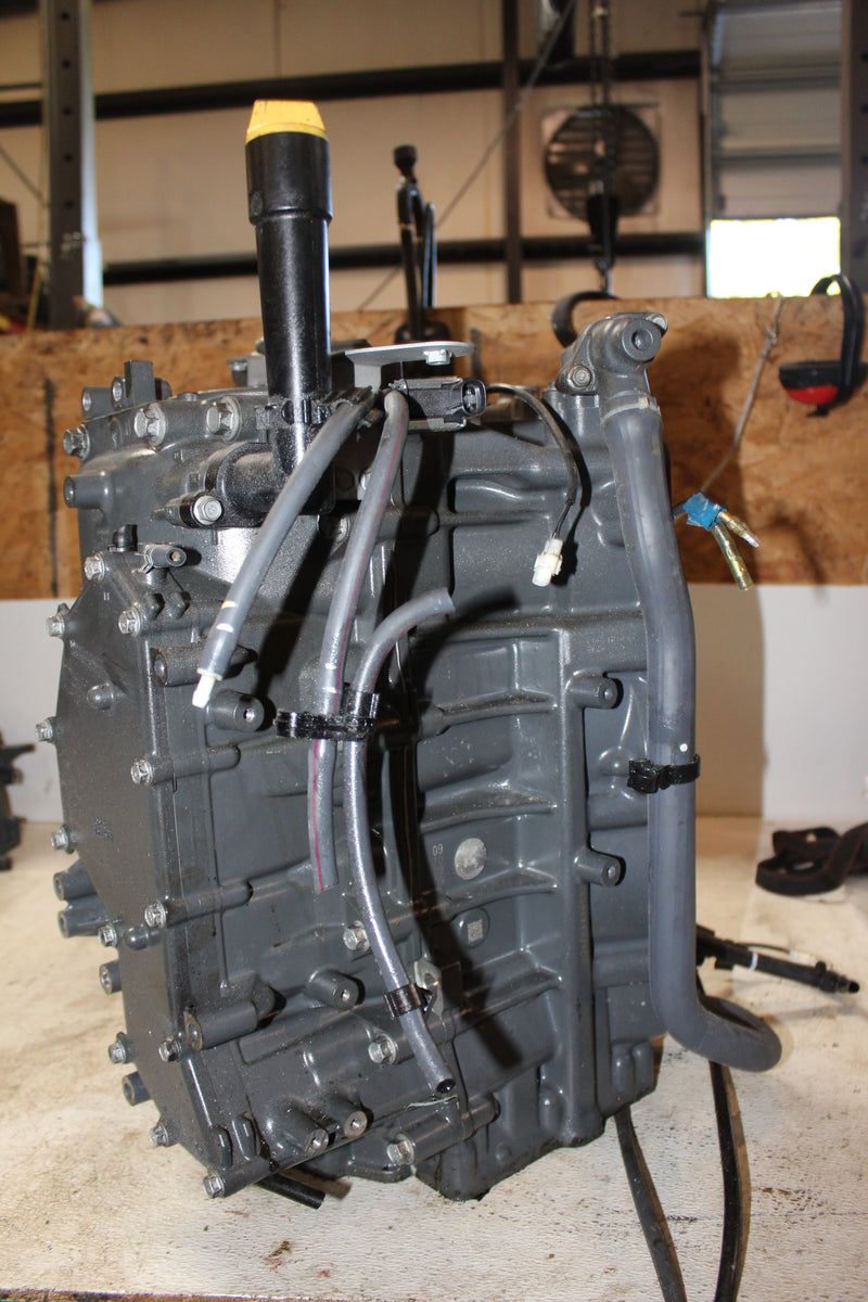 Yamaha 300hp 4.2L 4 Stroke Outboard Crankcase Block