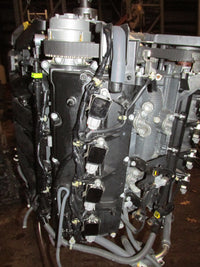 Load image into Gallery viewer, Yamaha 350hp 4 Stroke Outboard Crankcase Powerhead
