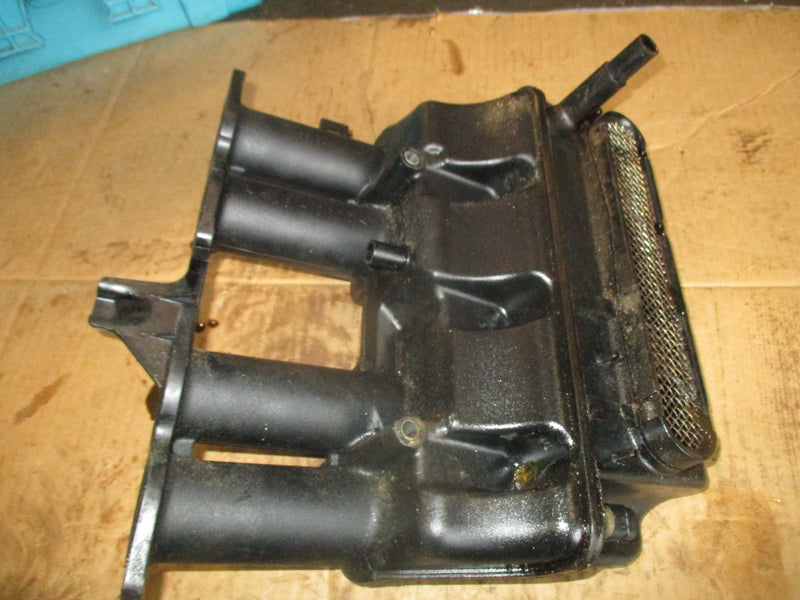 Yamaha 115hp 4 stroke outboard Intake Silencer 68V-14440-00