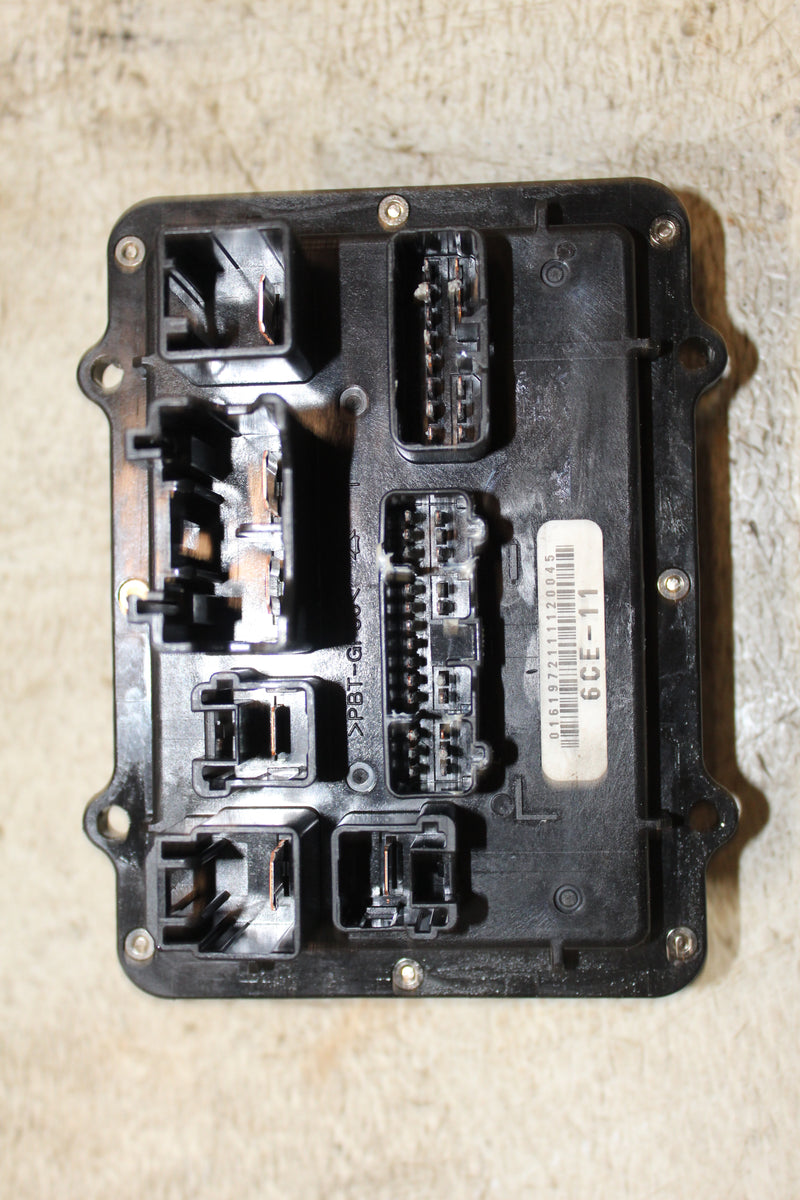 Yamaha 300hp 4.2L 4 Stroke Outboard Fuse Box (6CE-11/6CE-8591A-11-00)