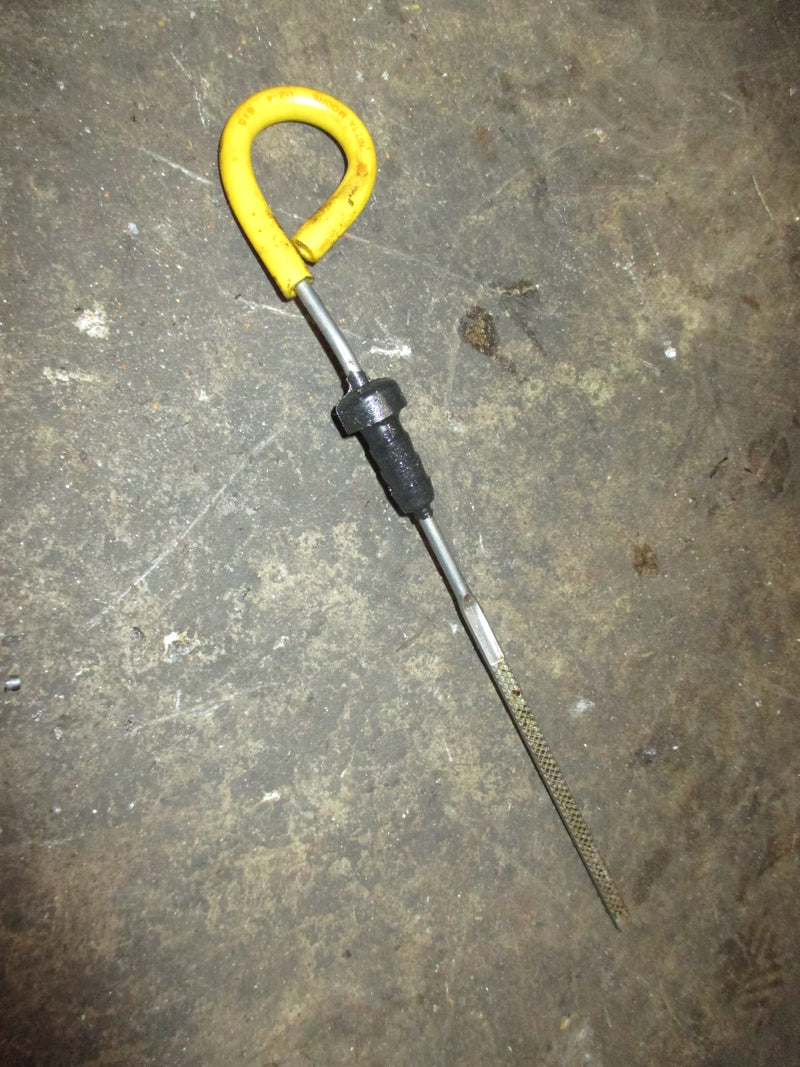Yamaha 9.9hp 4 stroke outboard oil dipstick (6G8-15362-04-00)
