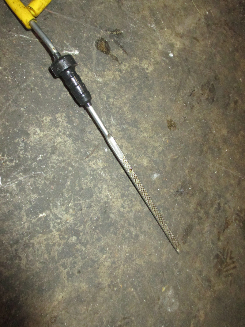 Yamaha 9.9hp 4 stroke outboard oil dipstick (6G8-15362-04-00)