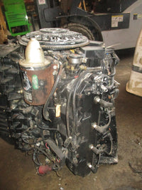 Load image into Gallery viewer, Johnson 275hp 2 stroke V8 outboard crankcase powerhead dressed
