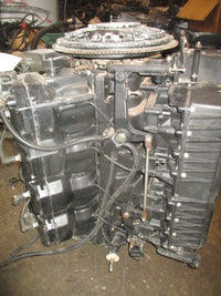 Load image into Gallery viewer, Johnson 275hp 2 stroke V8 outboard crankcase powerhead dressed
