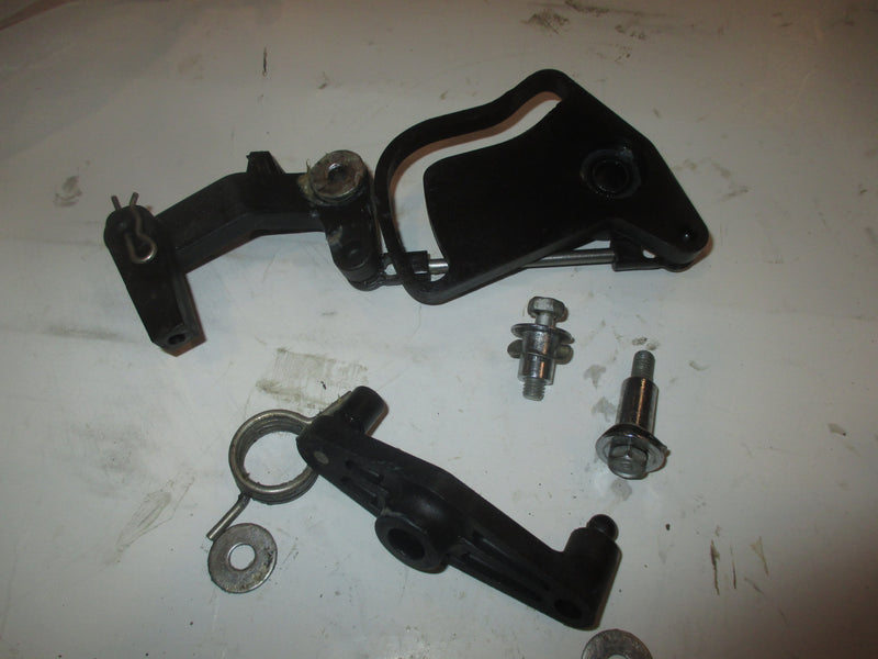Yamaha 150hp 4 Stroke Outboard Throttle Bracket (63P-41213-00-00)