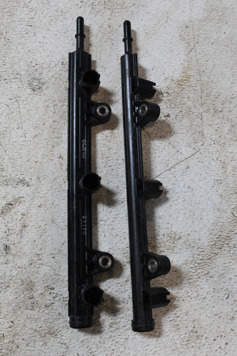 Yamaha 300hp 4.2L 4 Stroke Outboard Fuel Rail Set (6CB-13161-10-00)
