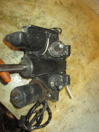 Load image into Gallery viewer, Evinrude 70hp 2 stroke outboard Tilt Trim Unit
