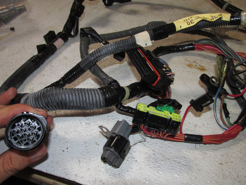 Yamaha 150hp 4 Stroke Outboard Engine Wiring Harness (63P-82590-30)