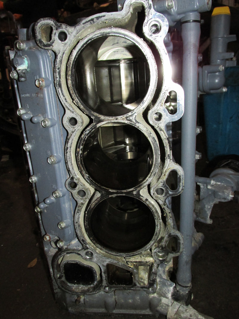 Yamaha 3.3L 225hp 4 Stroke Outboard Crankcase Block