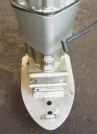 Load image into Gallery viewer, Honda BF225 225hp 4 stroke outboard 25 inch midsection lower casing
