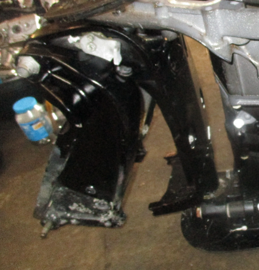 Suzuki DF250 outboard 25" shaft swivel bracket
