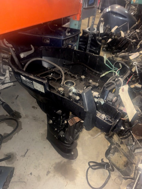 Tohatsu 25hp 4 stroke outboard 20" mid section