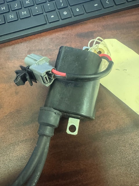 Yamaha 225hp 4 stroke outboard Ignition coil 1 and 4 (61A-85570-00-00)