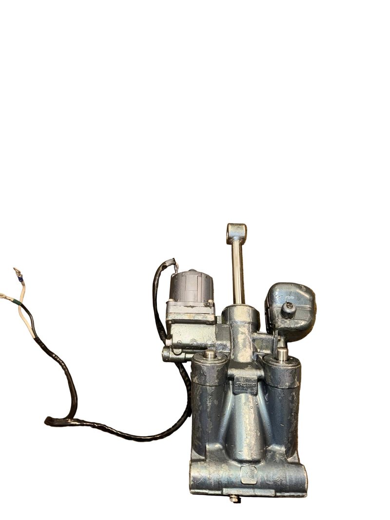 Yamaha 150hp HPDI 2 Stroke Outboard Showa Tilt Trim Unit (68F-43800-01-4D)