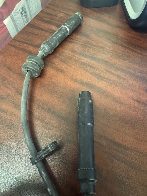 Yamaha 225hp 4 stroke outboard Ignition coil 1 and 4 (61A-85570-00-00)