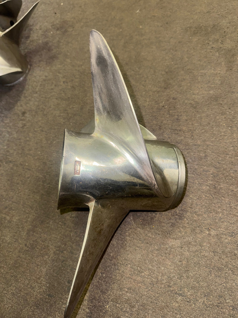 Yamaha 225-250hp Outboard Stainless Steel Propellor (15 1/4 X 15-M)
