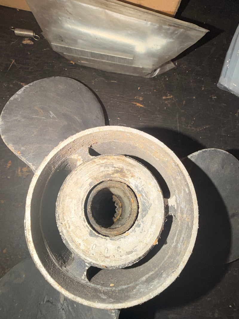 Michigan 13 Spline Johnson 90/115HP Aluminum Propeller