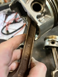 Load image into Gallery viewer, Suzuki DF90 90hp 4 stroke outboard piston and rod set of 4 (12111-90J01)
