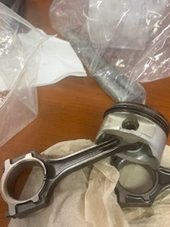 Yamaha/mercury 90hp 4 stroke outboard piston and rod (60C-00)