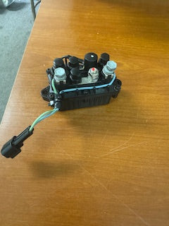 Yamaha 200hp 4 stroke 4 Cyl outboard tilt trim relay
