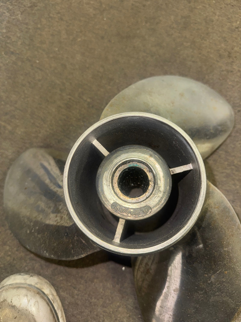 Yamaha 225-250hp Outboard Stainless Steel Propellor (15 1/4 X 15-M)