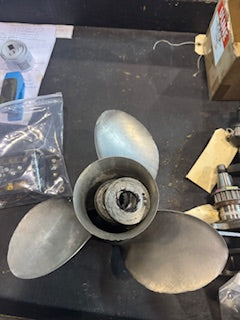 Mercury 90hp 2 Stroke 3 Cylinder outboard stainless steel propellor