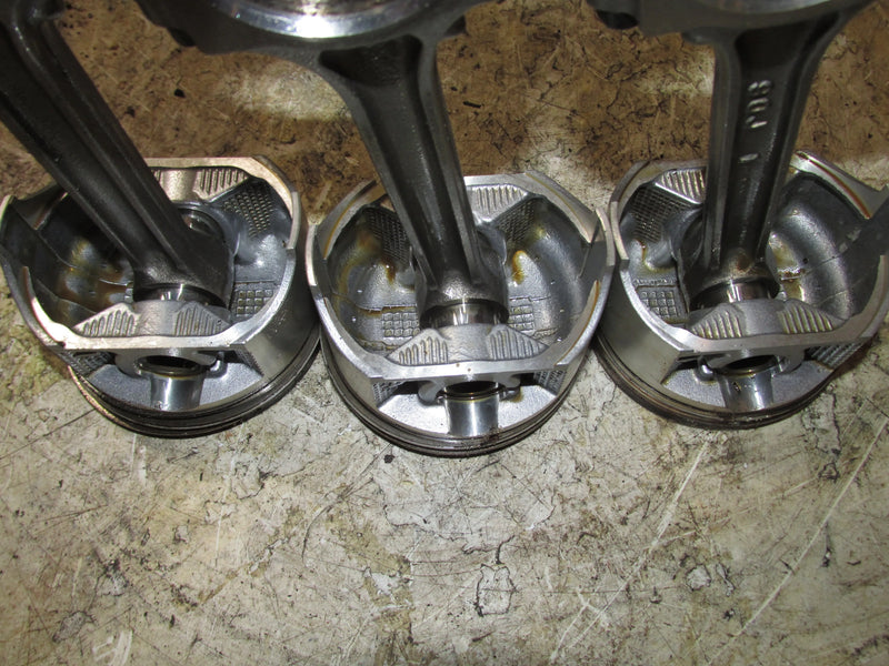 Suzuki DF90 90hp 4 Stroke Outboard Piston and rod set of 3 (12111-90J01)