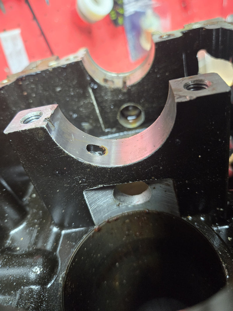 Mercury 50hp 4 stroke outboard crankcase block (857015T6) SOLD AS IS