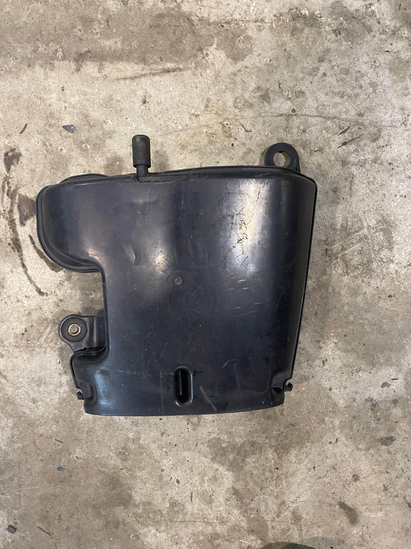 Suzuki DF50 outboard intake silencer (13810-87J20)