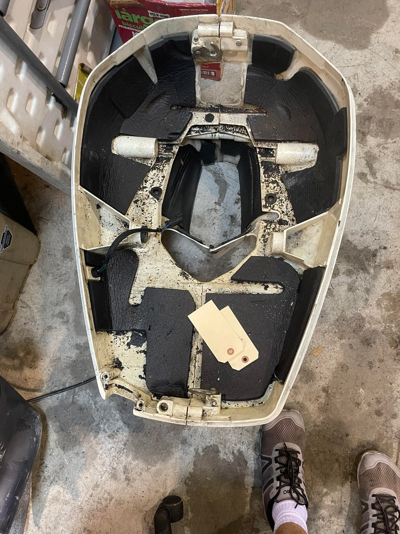Evinrude 225hp Ficht outboard side cover set