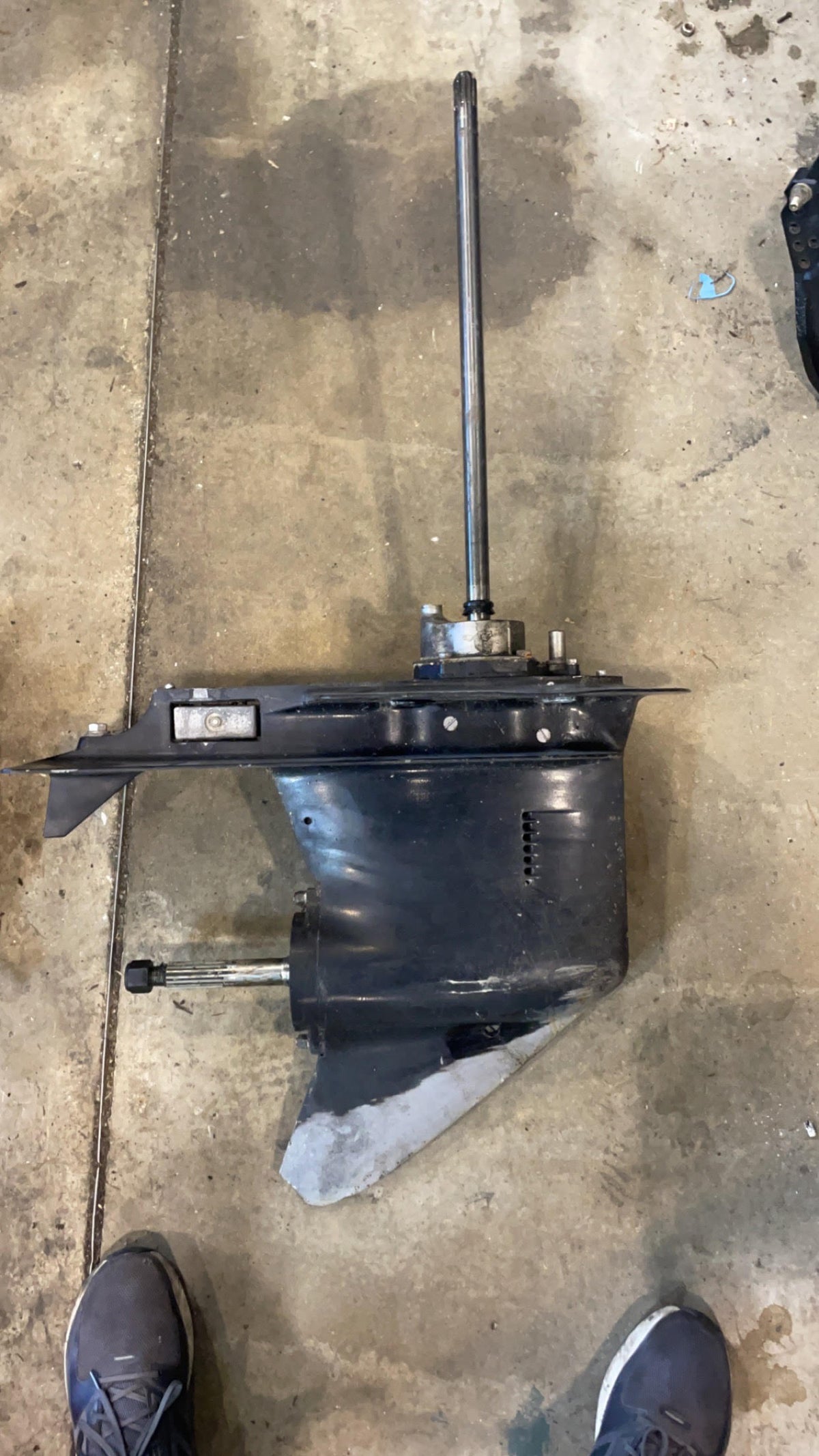 Mercury 90hp 2 stroke outboard 20" shaft lower unit