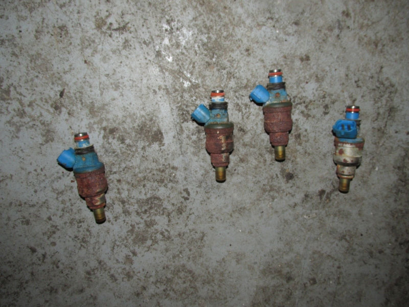 2000 Suzuki outboard DF60 hp 06001F-031341 4-stroke fuel injector 15710-99E00