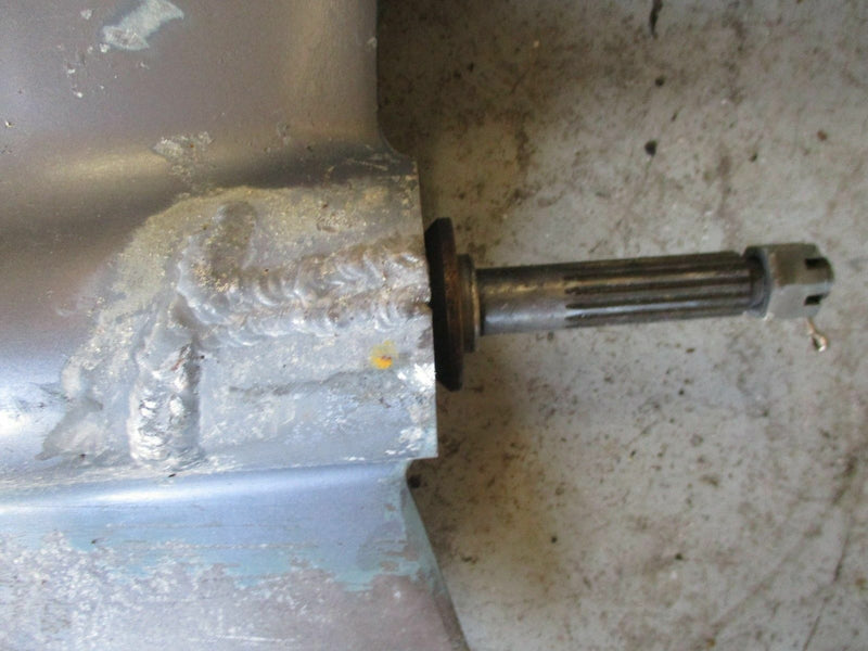 1990 Yamaha 115 hp ETXD outboard lower unit 25"