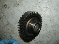 Load image into Gallery viewer, 2002 Suzuki outboard DF140 14001F-253369 4-stroke driven gear 12732-90J00)
