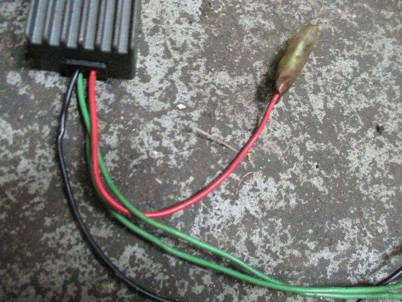 2001 Yamaha outboard 60hp 2-stroke rectifier regulator 6H2-81960-10