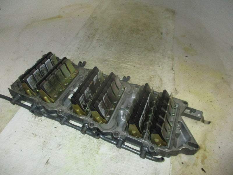 Yamaha SWS 200hp outboard intake manifold with reeds (65L-13610-01-00)