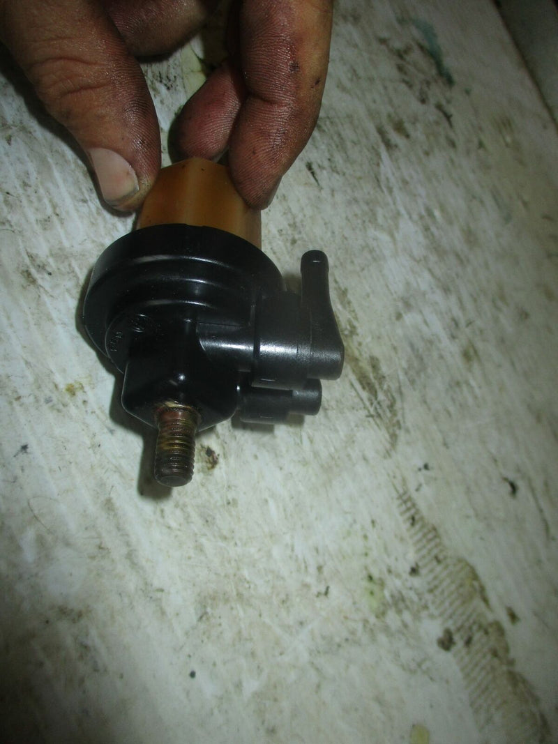 Suzuki DT55 55hp outboard fuel filter (15410-94400)