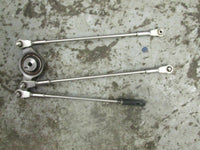 Load image into Gallery viewer, 2011 Yamaha outboard 4 stroke F225TXR 225hp accelerator arms 69J-41210-00-00
