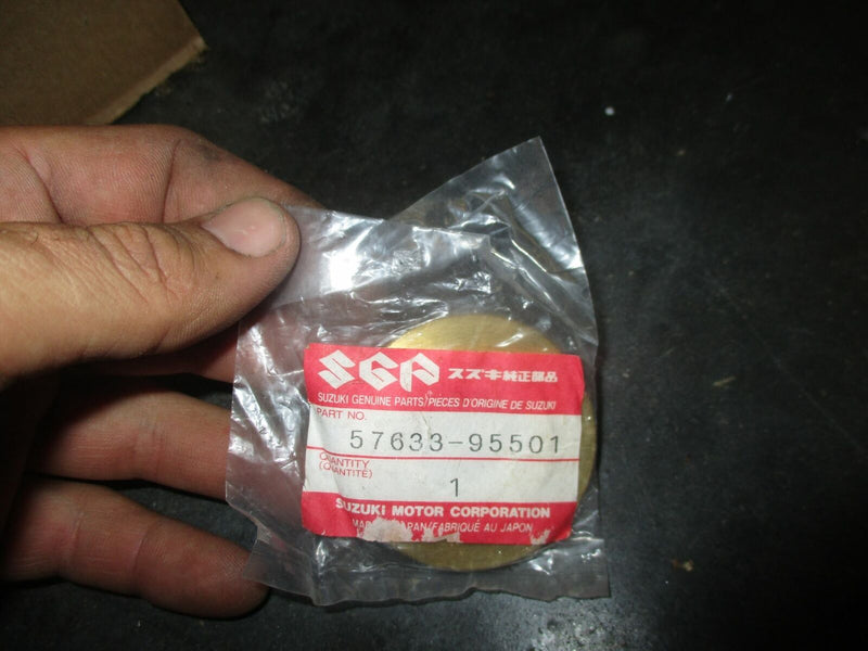 NEW OEM Suzuki outboard propeller spacer (57633-95501)