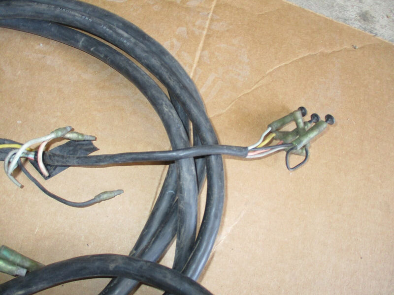 Suzuki outboard round black plug style 15ft rigging harness