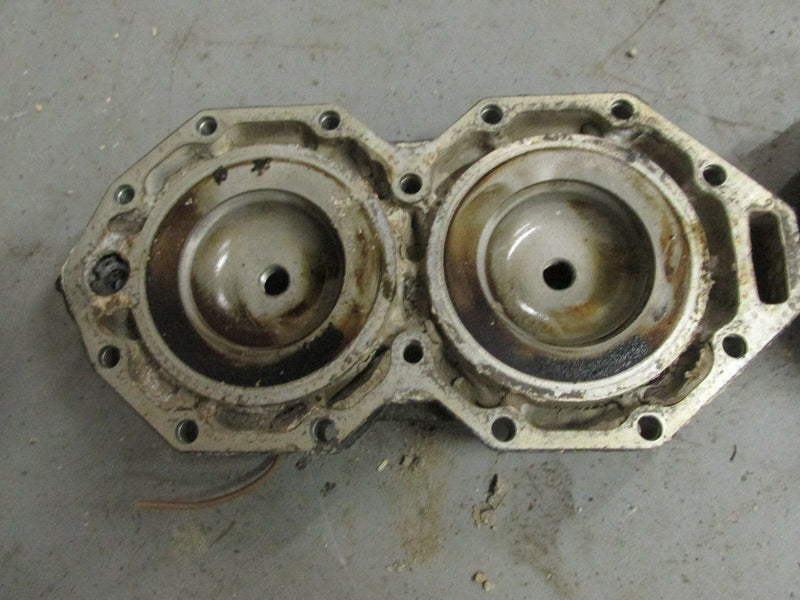 1998 Johnson J130TXACB outboard 2-stroke cylinder head 339154