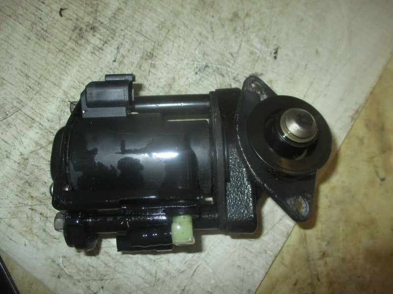 Evinrude Ficht 225hp outboard starboard fuel injector (5000946)