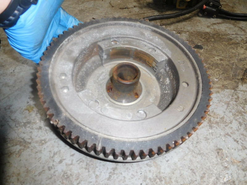 johnson tracker 40hp outboard flywheel 583697