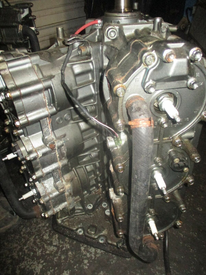 Suzuki DT150 150hp outboard crankcase powerhead