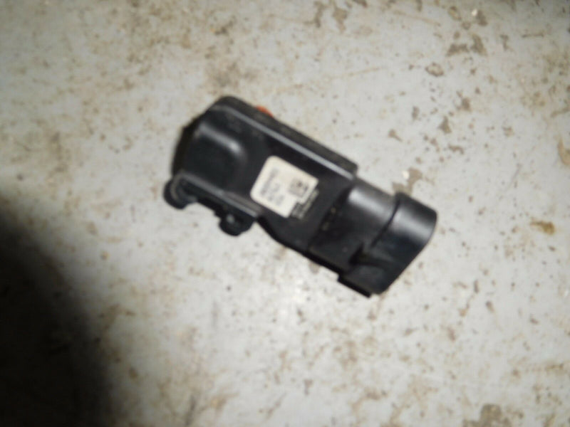 2008 Mercury EFI 115 4 stroke 1.73L outboard pressure sensor 82765