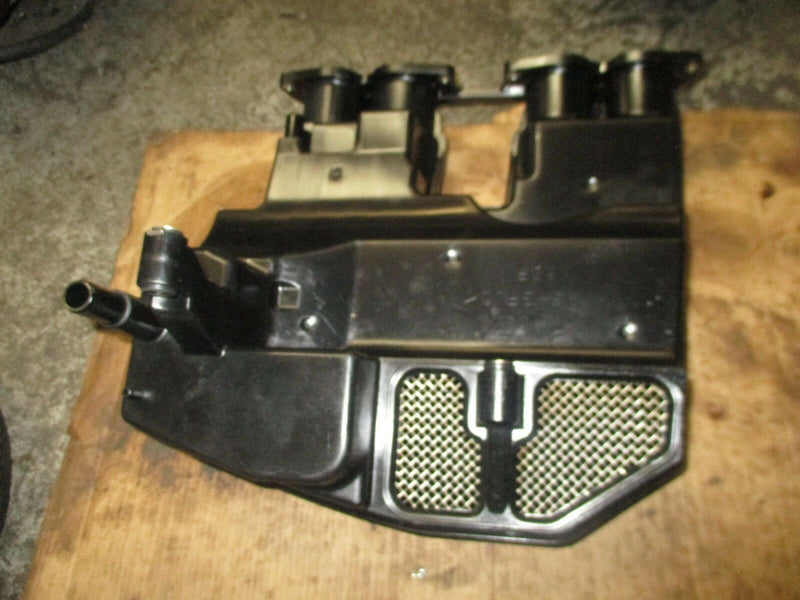 2006 Yamaha 150hp 4 stroke outboard intake silencer 63p-14440
