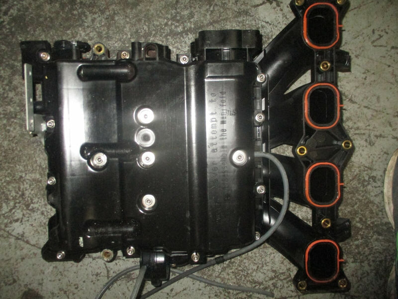 Suzuki DF150 150hp outboard intake manifold (13110-96J00)