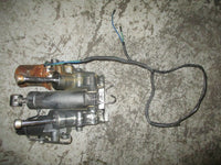 Load image into Gallery viewer, 1998 Suzuki Outboard DT225 2-stroke power tilt and trim unit
