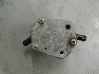 Load image into Gallery viewer, 1995 Yamaha outboard 225 hp V-X saltwater series fuel pump 6E5-24410-03-00
