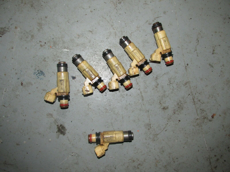 2004 Yamaha Outboard F200TXRC 4 stroke fuel injector 69J-13761-00-00